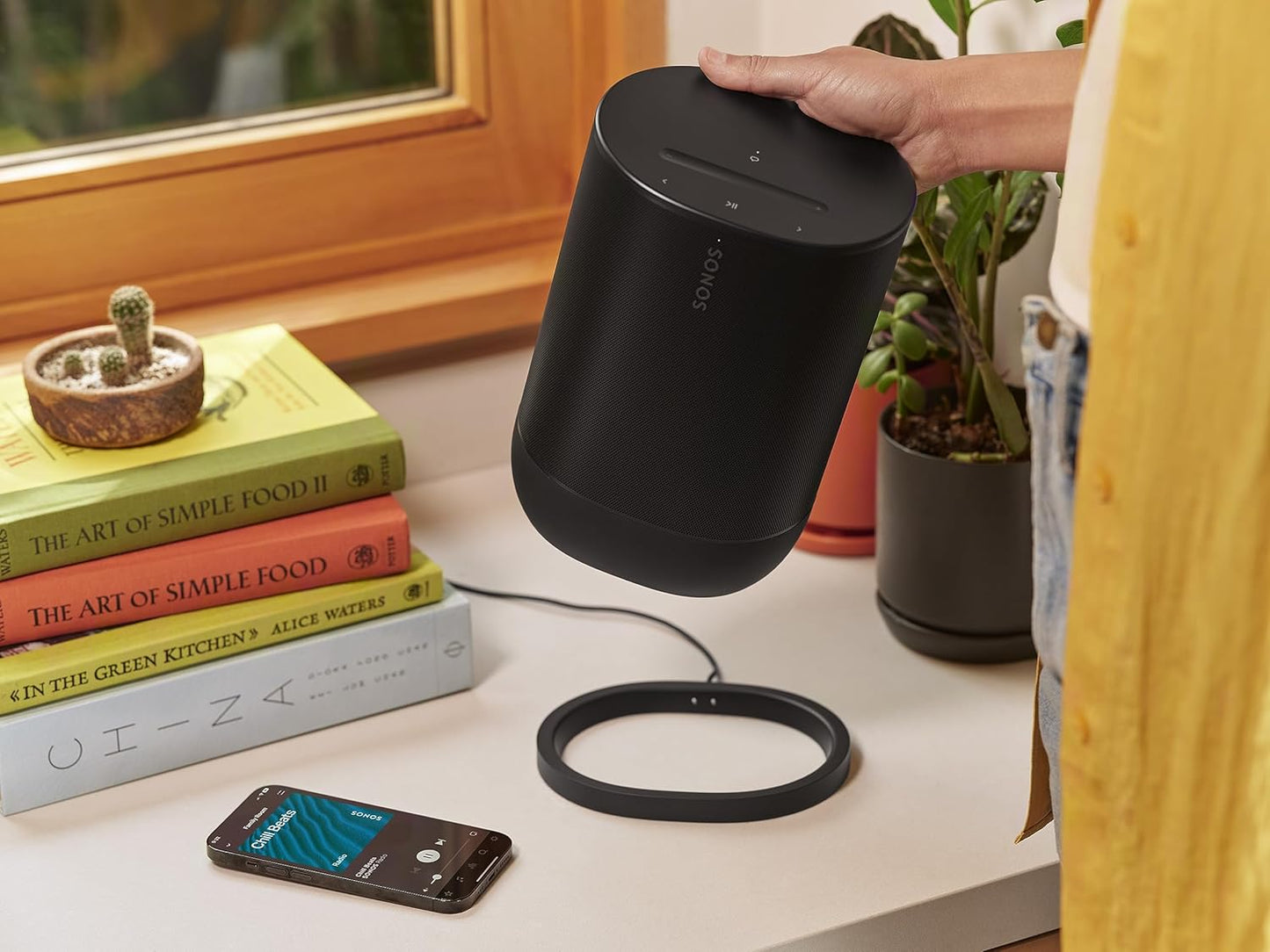 Sonos Move 2: Tragbarer WLAN Bluetooth Speaker, Alexa, 24h Akku