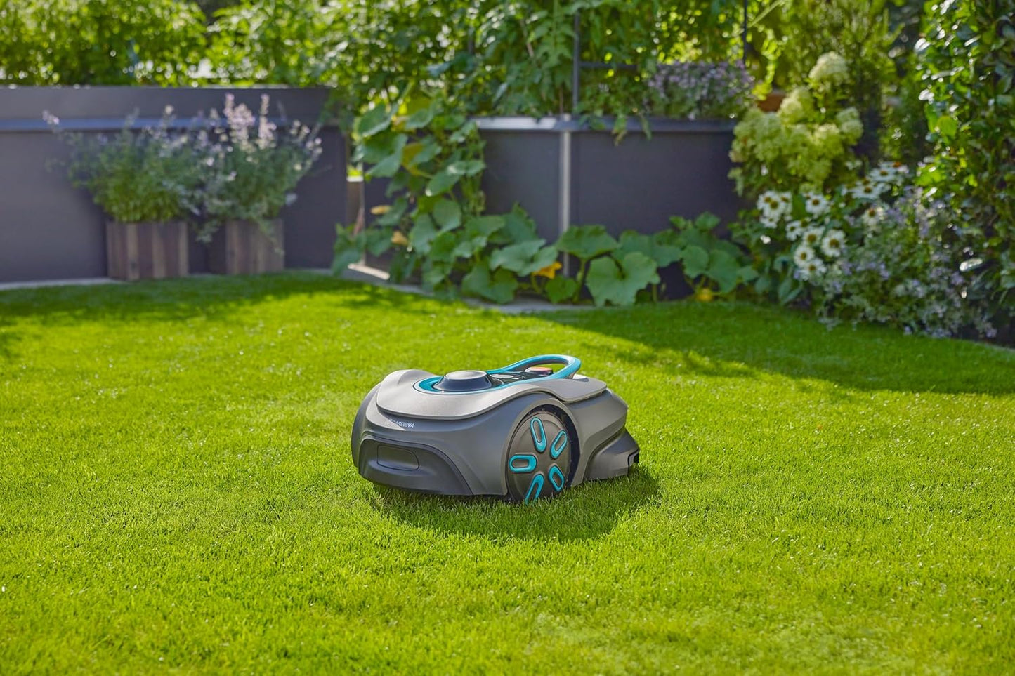 Gardena SILENO Free 1100 m² kabelloser Mähroboter, App & LONA